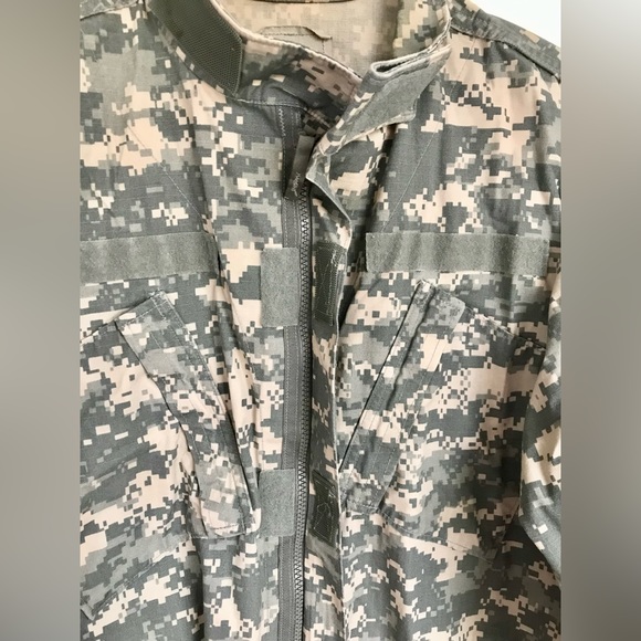 US Military Army Mens LS Full Zip Camo Cargo Combat Uniform Jacket Medium - Picture 4 of 9